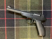 Load image into Gallery viewer, HEALTHWAYS TOP SCORE BB AIR PISTOL (REF AW1978)