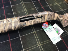 Load image into Gallery viewer, WINCHESTER SX4 WATERFOWL LEFT HANDED 12 GAUGE SEMI AUTOMATIC SHOTGUN ( REF S2 2598 )